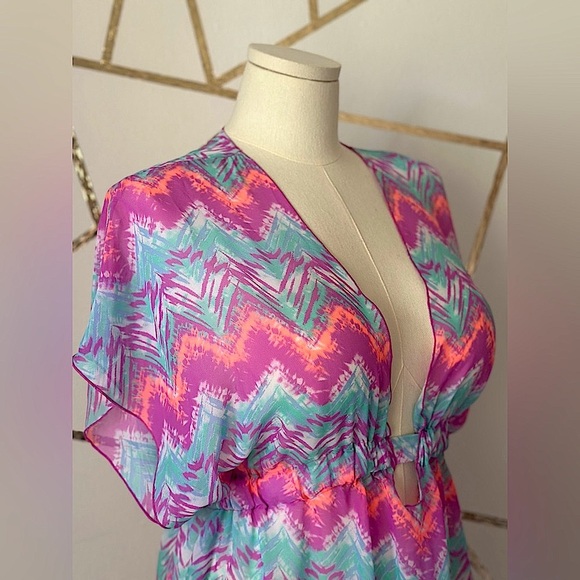 Miken Colorful Chevron Pattern Cover-Up (870) - Picture 7 of 10